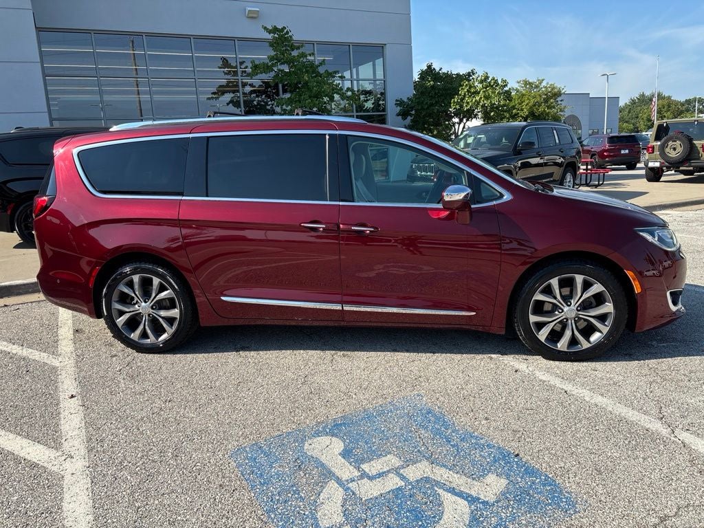 2017 Chrysler Pacifica Limited