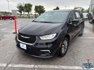 2023 Chrysler Pacifica Hybrid Touring L