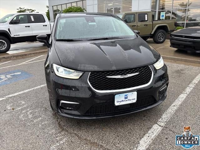 2023 Chrysler Pacifica Hybrid Touring L