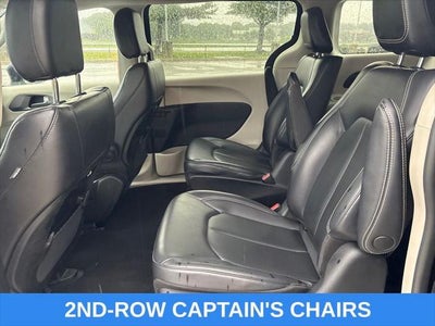 2023 Chrysler Pacifica Hybrid Touring L