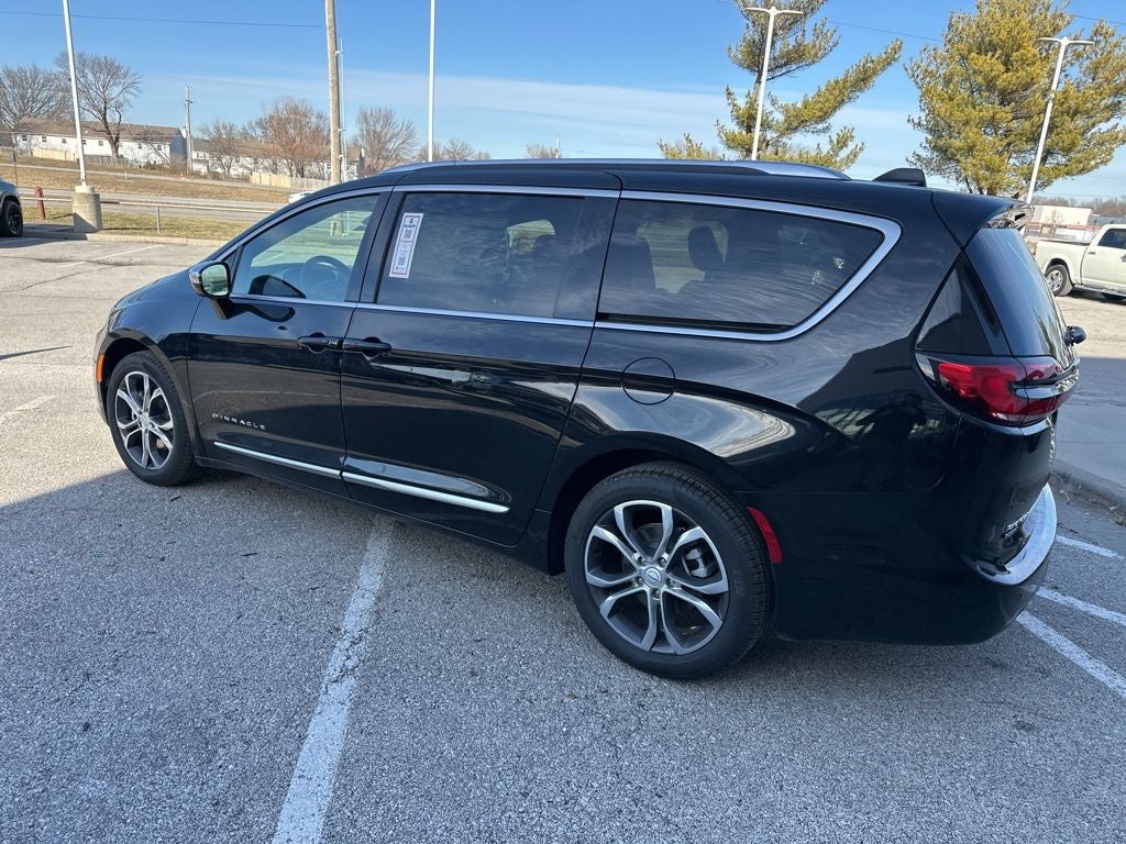 2026 Chrysler Pacifica Pinnacle
