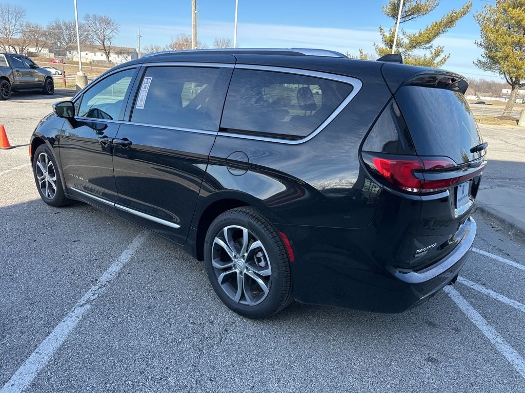 2026 Chrysler Pacifica Pinnacle