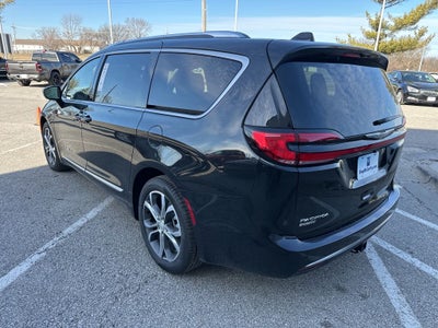 2026 Chrysler Pacifica Pinnacle
