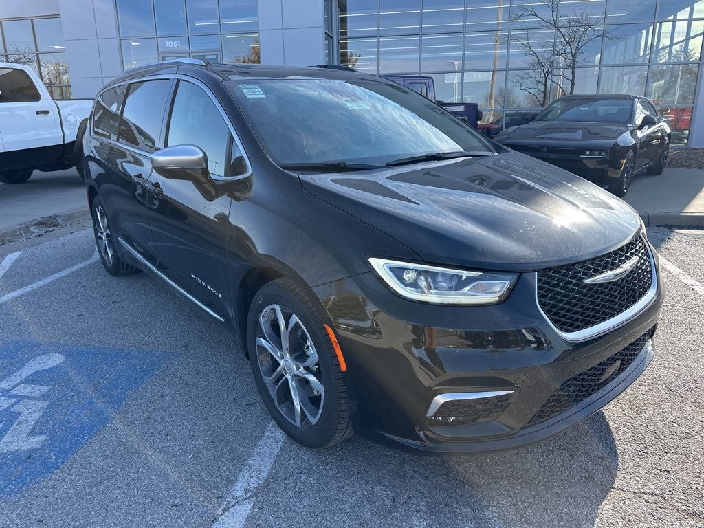 2026 Chrysler Pacifica Pinnacle