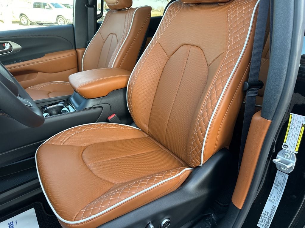 2026 Chrysler Pacifica Pinnacle