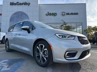 2026 Chrysler Pacifica Pinnacle