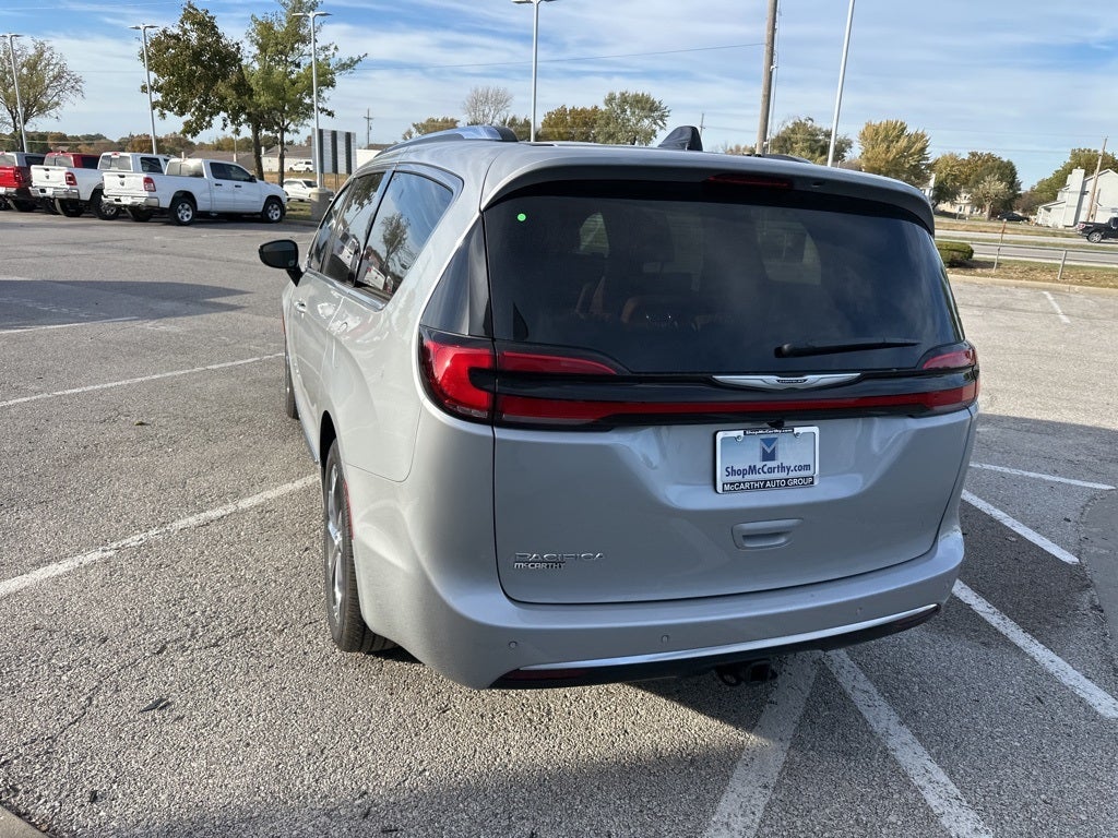 2026 Chrysler Pacifica Pinnacle