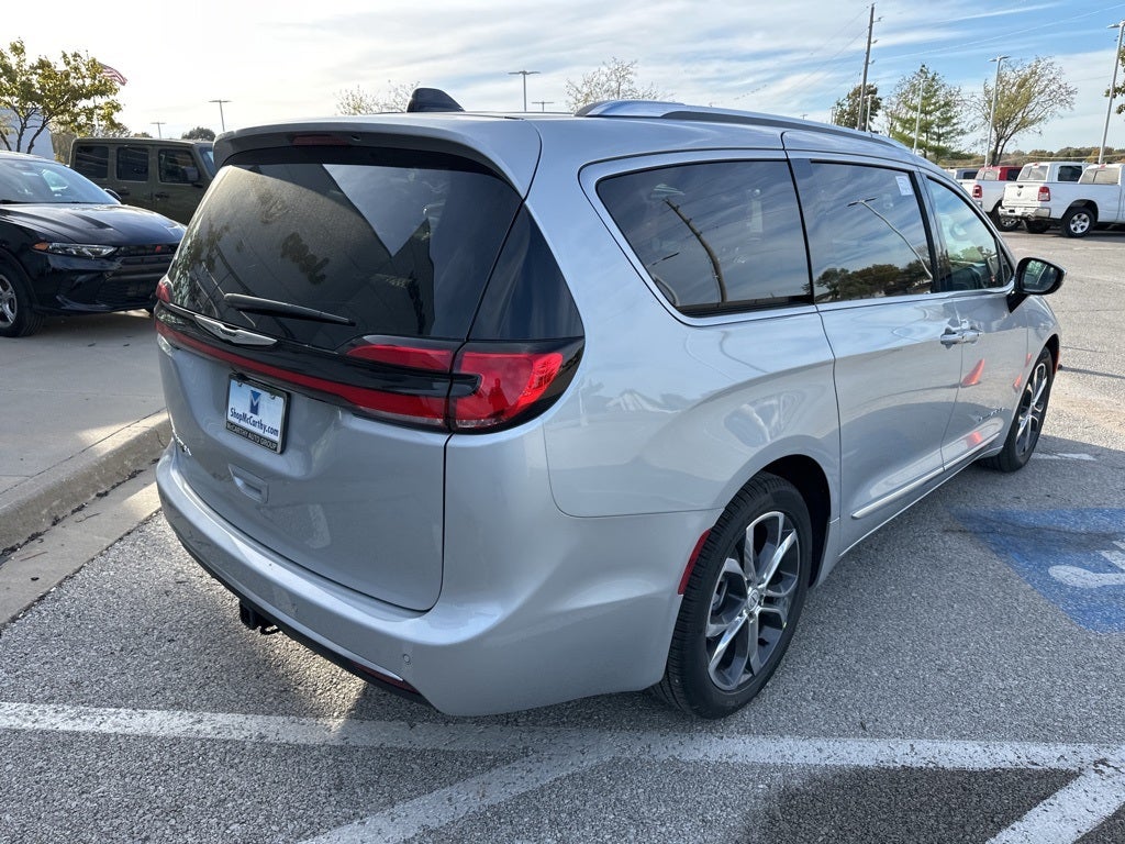 2026 Chrysler Pacifica Pinnacle