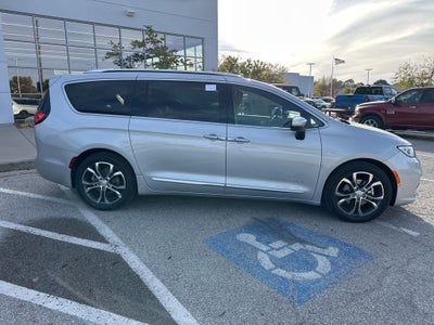 2026 Chrysler Pacifica Pinnacle