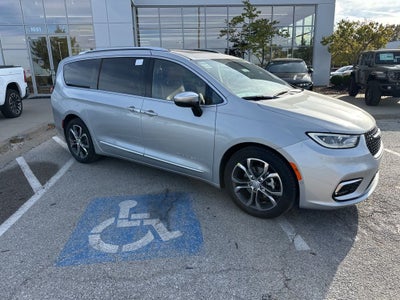 2026 Chrysler Pacifica Pinnacle