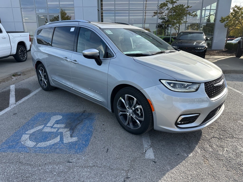 2026 Chrysler Pacifica Pinnacle