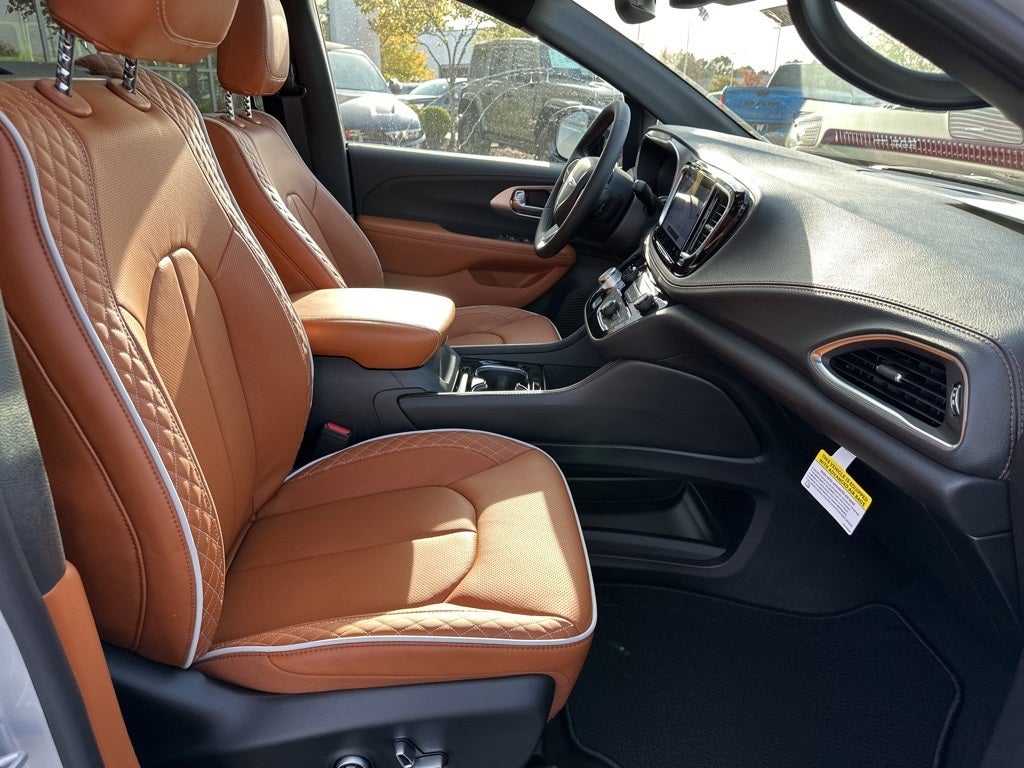 2026 Chrysler Pacifica Pinnacle