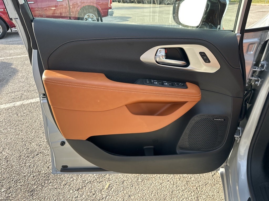 2026 Chrysler Pacifica Pinnacle