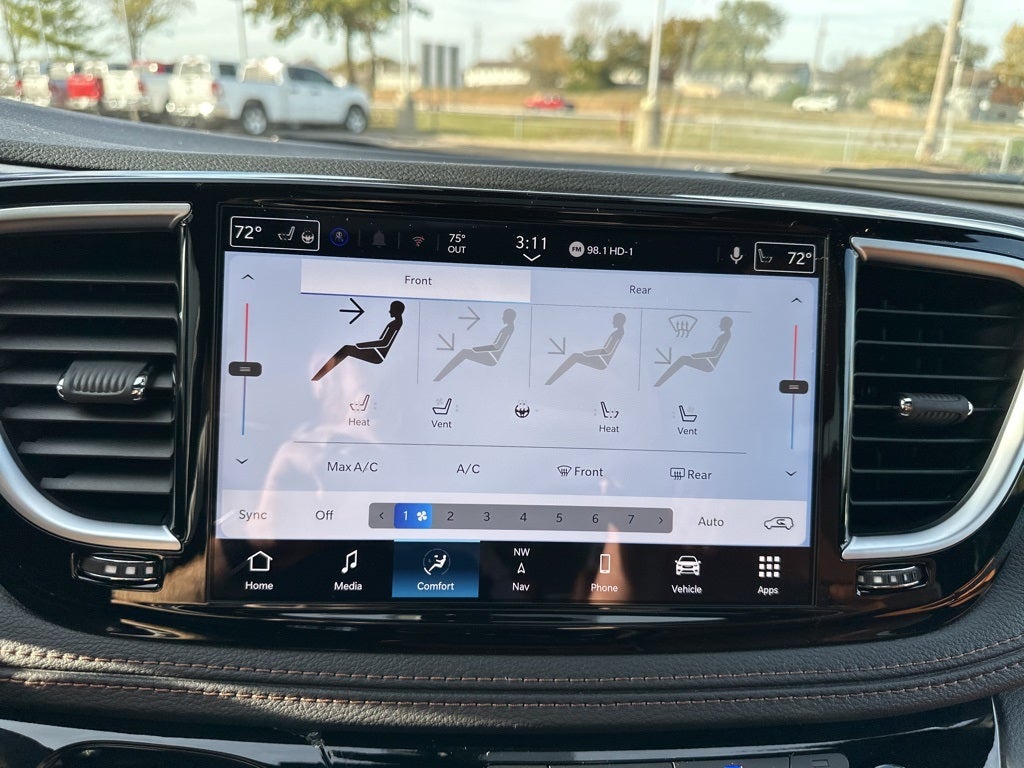 2026 Chrysler Pacifica Pinnacle