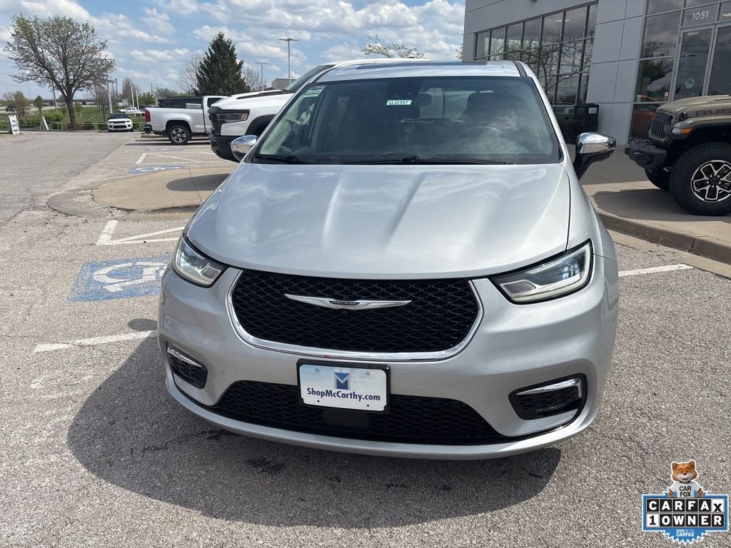 2023 Chrysler Pacifica Hybrid Limited