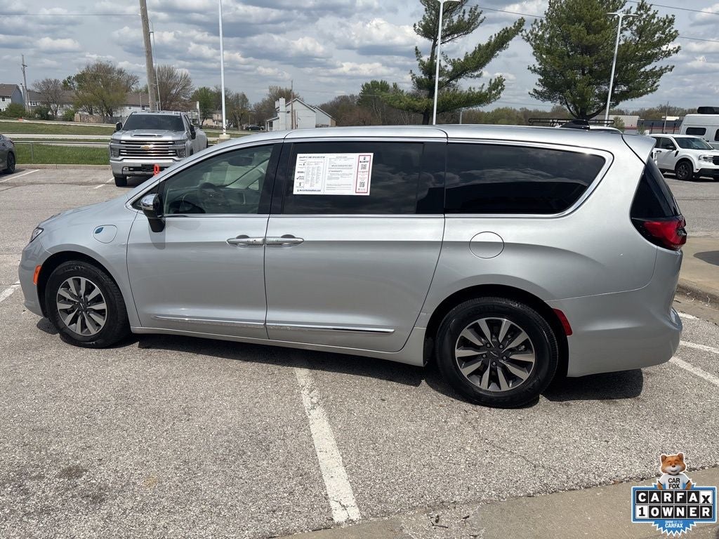 2023 Chrysler Pacifica Hybrid Limited