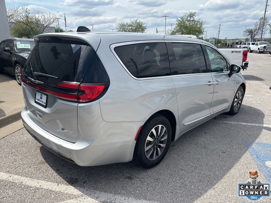 2023 Chrysler Pacifica Hybrid Limited