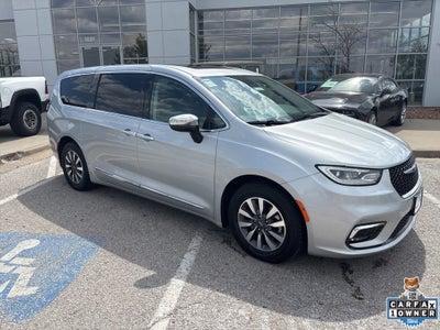 2023 Chrysler Pacifica Hybrid Limited