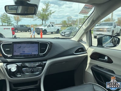 2023 Chrysler Pacifica Hybrid Limited