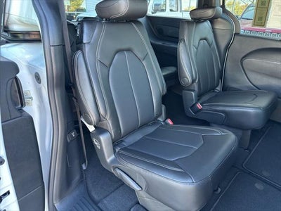 2026 Chrysler Pacifica PACIFICA SELECT AWD