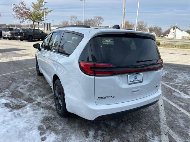 2026 Chrysler Pacifica PACIFICA SELECT AWD