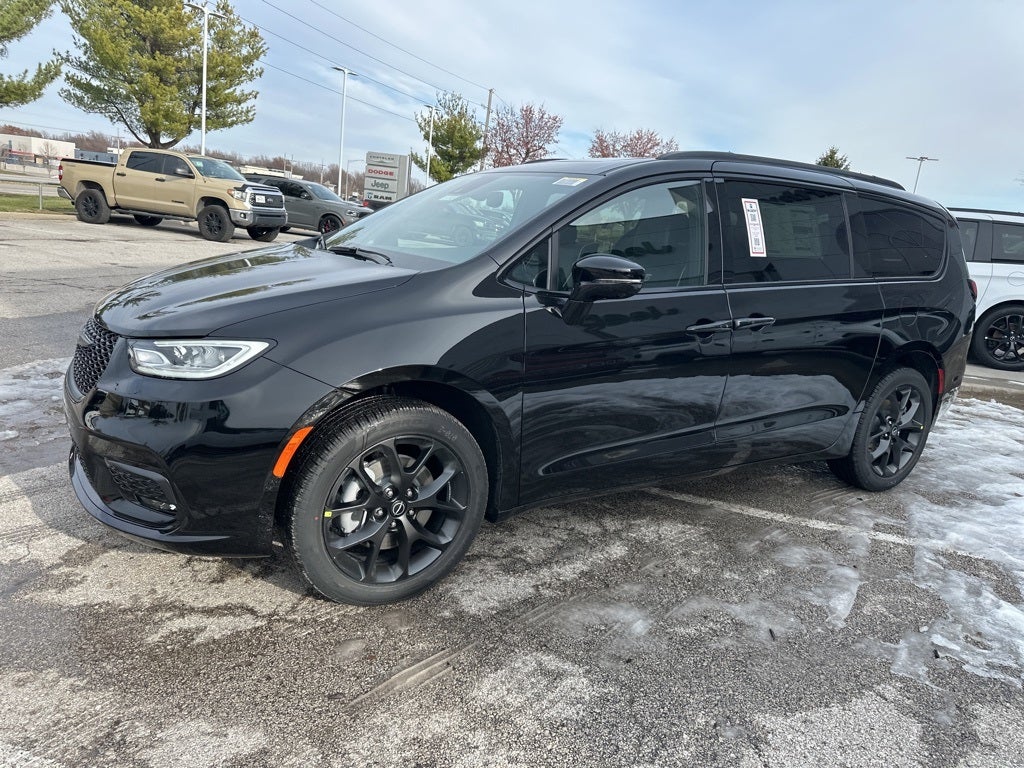 2026 Chrysler Pacifica Limited
