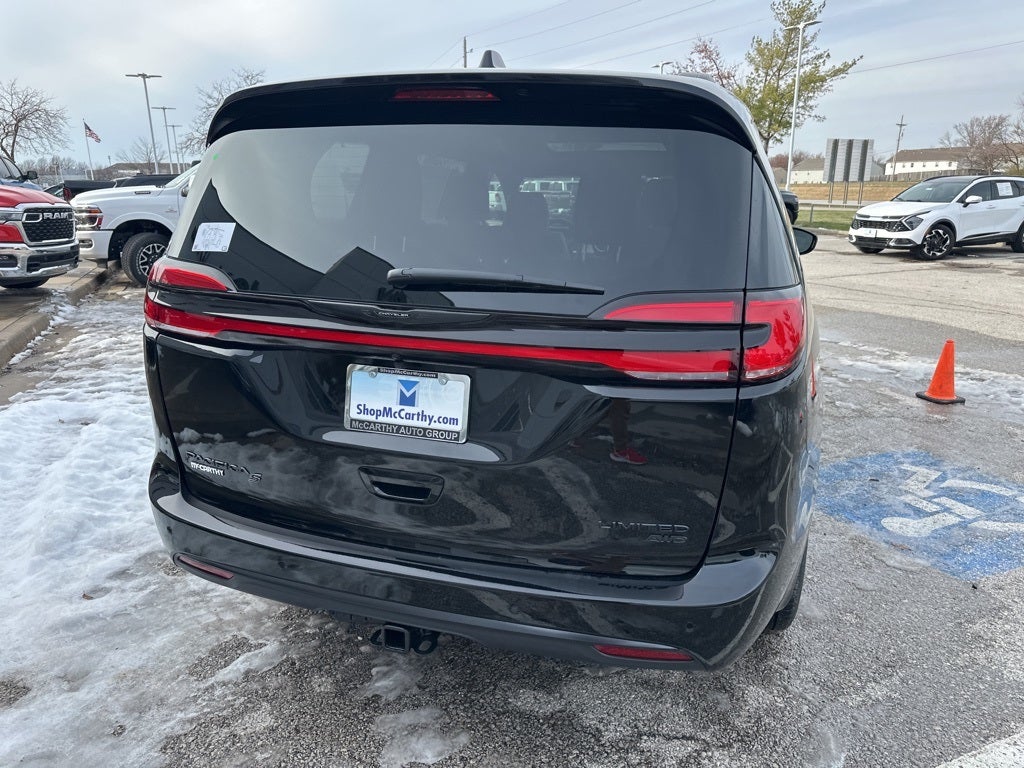 2026 Chrysler Pacifica Limited