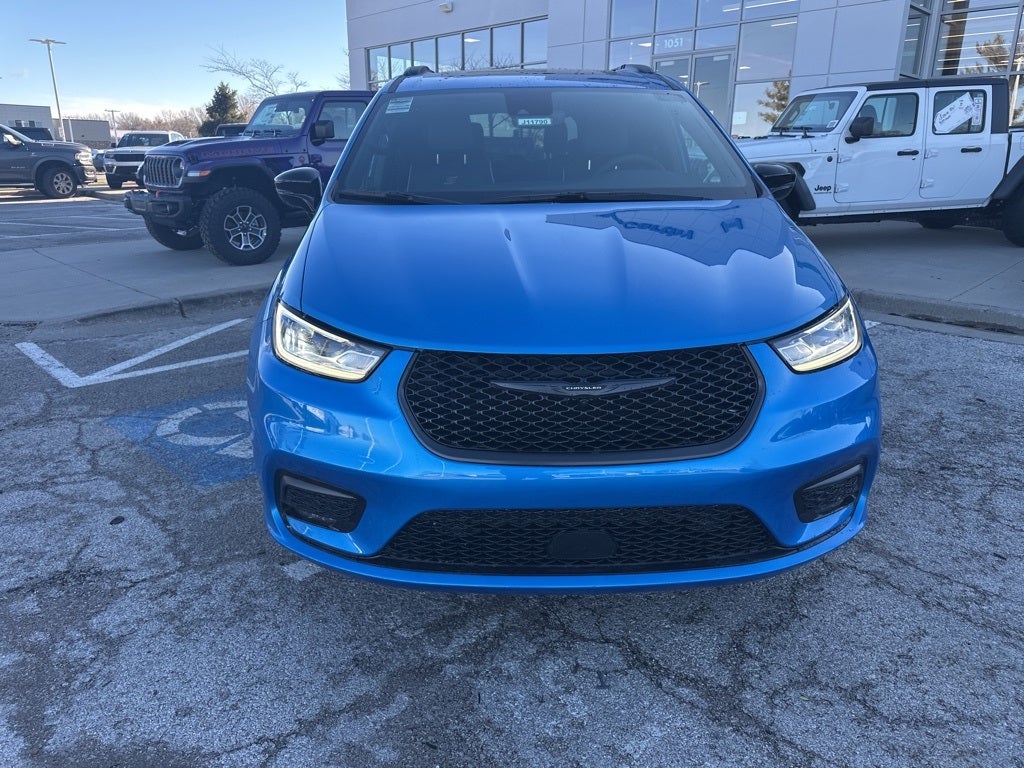 2026 Chrysler Pacifica Limited