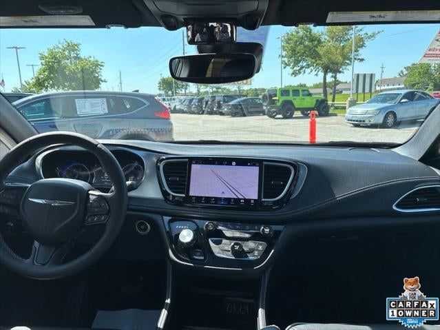 2025 Chrysler Pacifica Limited AWD