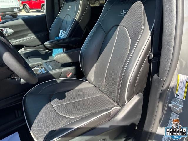 2025 Chrysler Pacifica Limited AWD