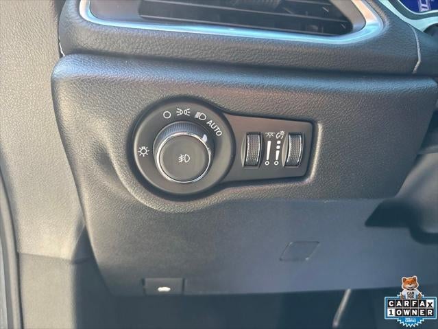 2025 Chrysler Pacifica Limited AWD