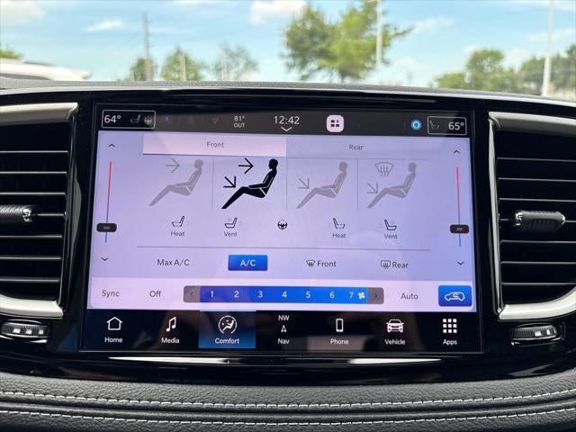 2027 Chrysler Pacifica PACIFICA LIMITED AWD