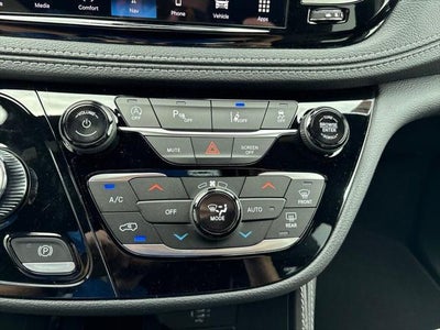 2027 Chrysler Pacifica PACIFICA LIMITED AWD