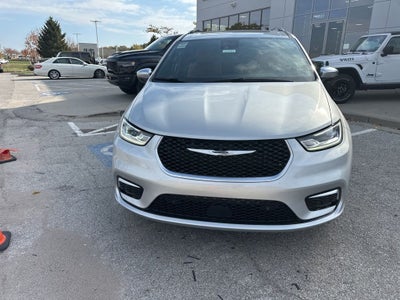 2026 Chrysler Pacifica Pinnacle
