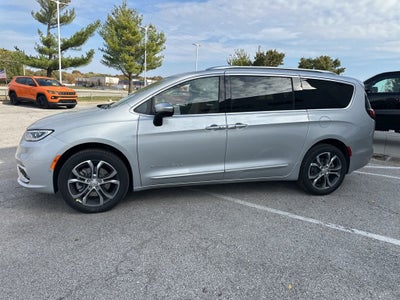 2026 Chrysler Pacifica Pinnacle