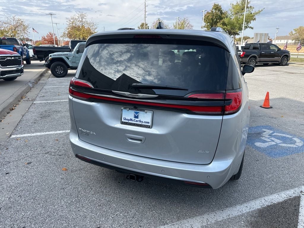 2026 Chrysler Pacifica Pinnacle