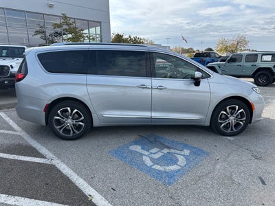 2026 Chrysler Pacifica Pinnacle