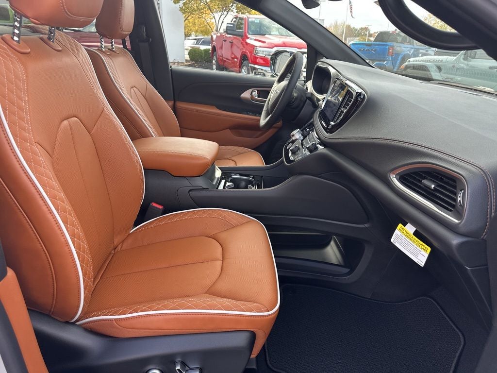 2026 Chrysler Pacifica Pinnacle