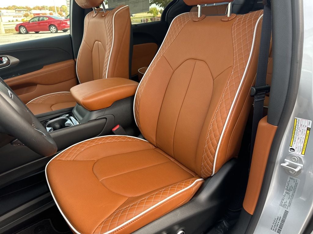 2026 Chrysler Pacifica Pinnacle