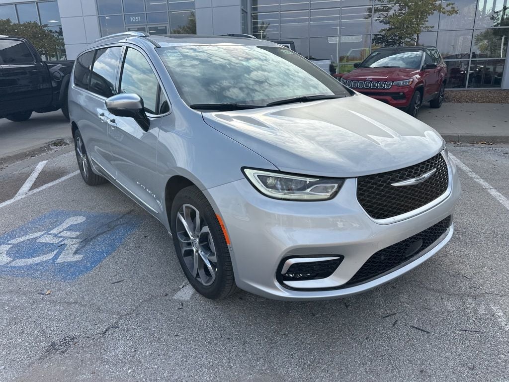 2026 Chrysler Pacifica Pinnacle