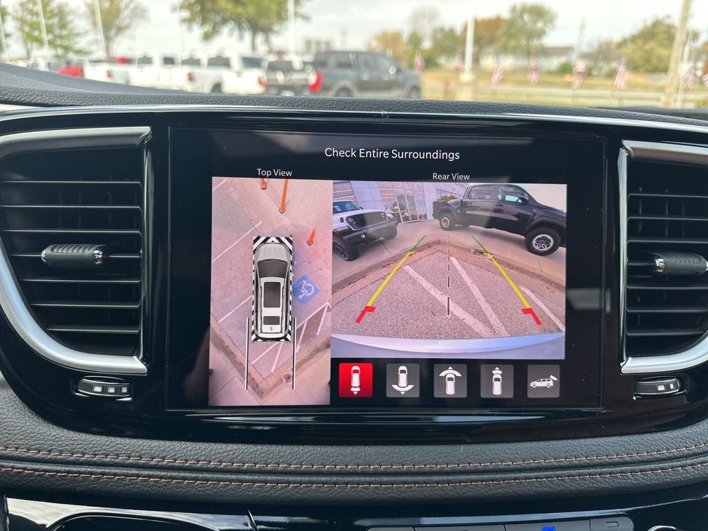 2026 Chrysler Pacifica Pinnacle