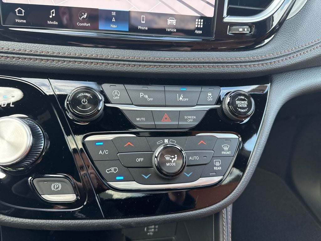 2026 Chrysler Pacifica Pinnacle