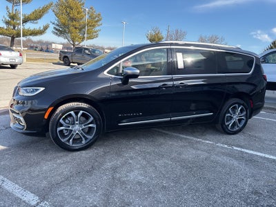 2026 Chrysler Pacifica Pinnacle