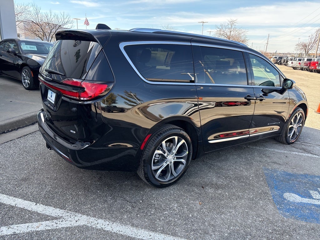 2026 Chrysler Pacifica Pinnacle