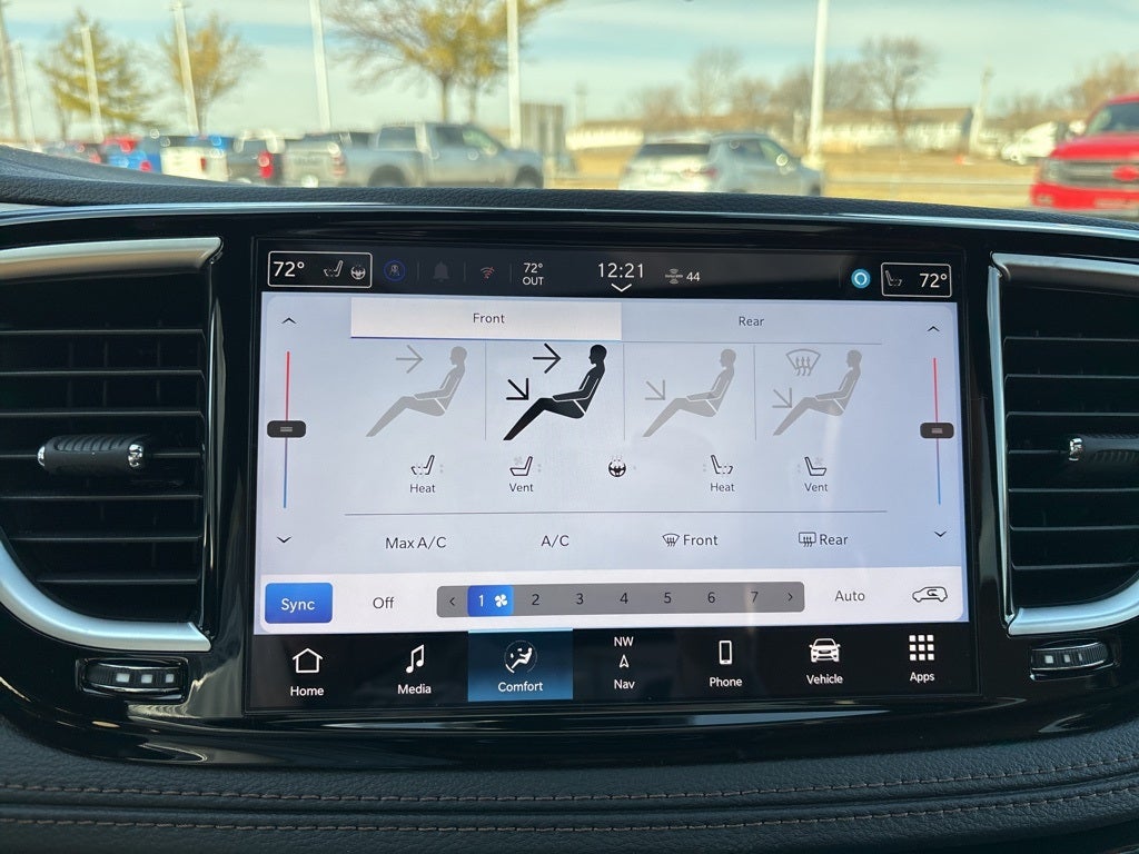 2026 Chrysler Pacifica Pinnacle