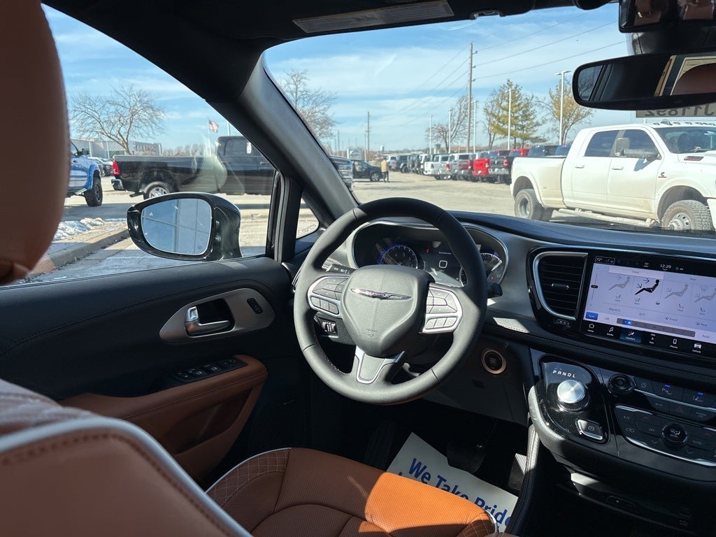 2026 Chrysler Pacifica Pinnacle