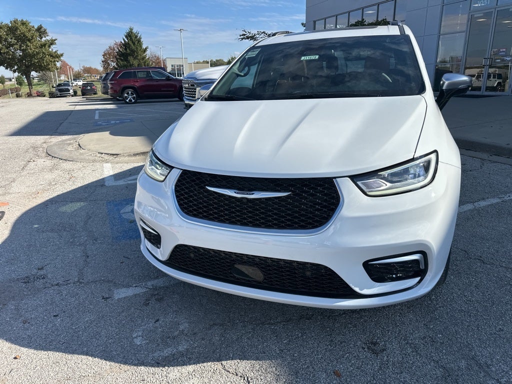 2026 Chrysler Pacifica Pinnacle