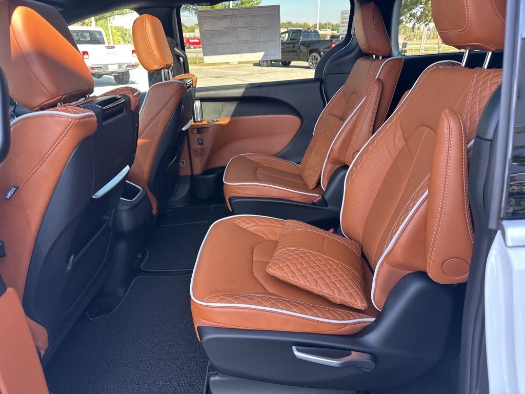 2026 Chrysler Pacifica Pinnacle