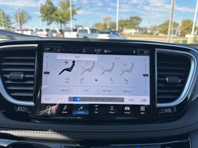 2026 Chrysler Pacifica Pinnacle