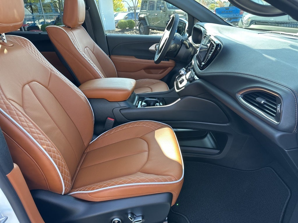 2026 Chrysler Pacifica Pinnacle